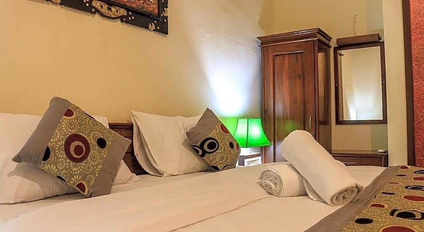 Reynold Artha Guest House RedPartner