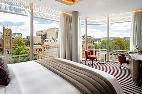 Panoramic City View King