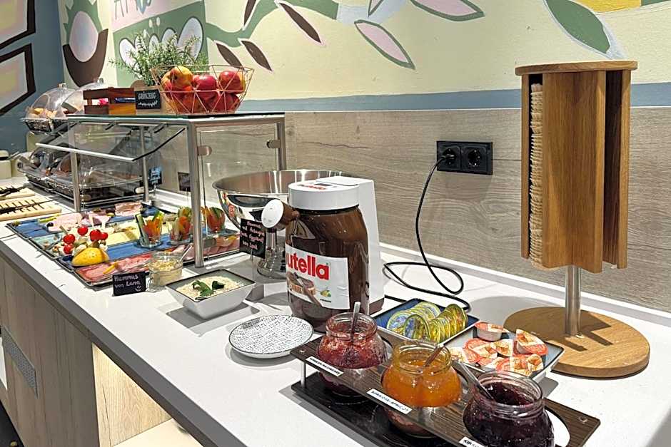Holiday Inn - the niu, Yen Hamburg City By IHG