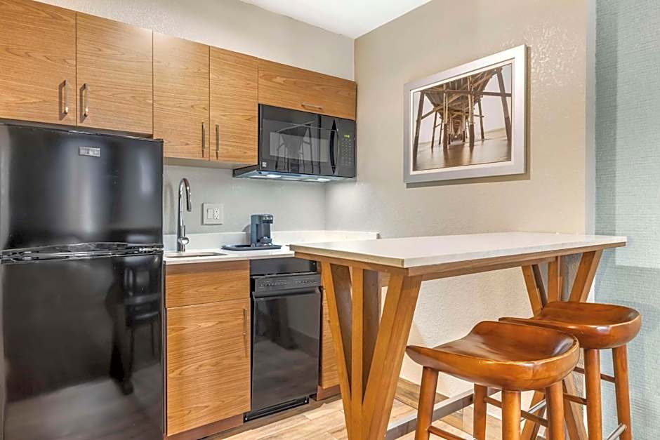 Best Western Carlsbad by the Sea