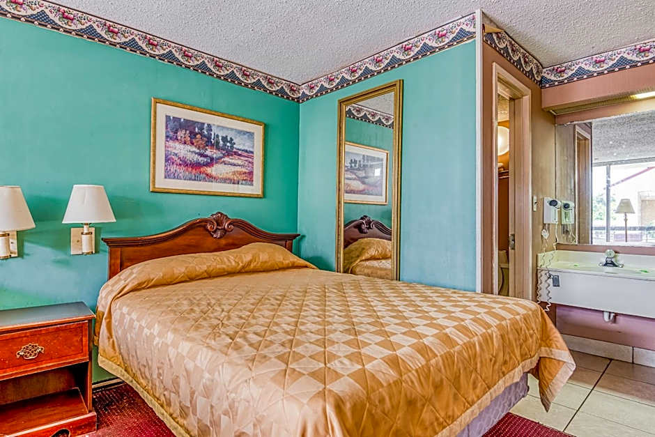 OYO Hotel Jackson North I-55