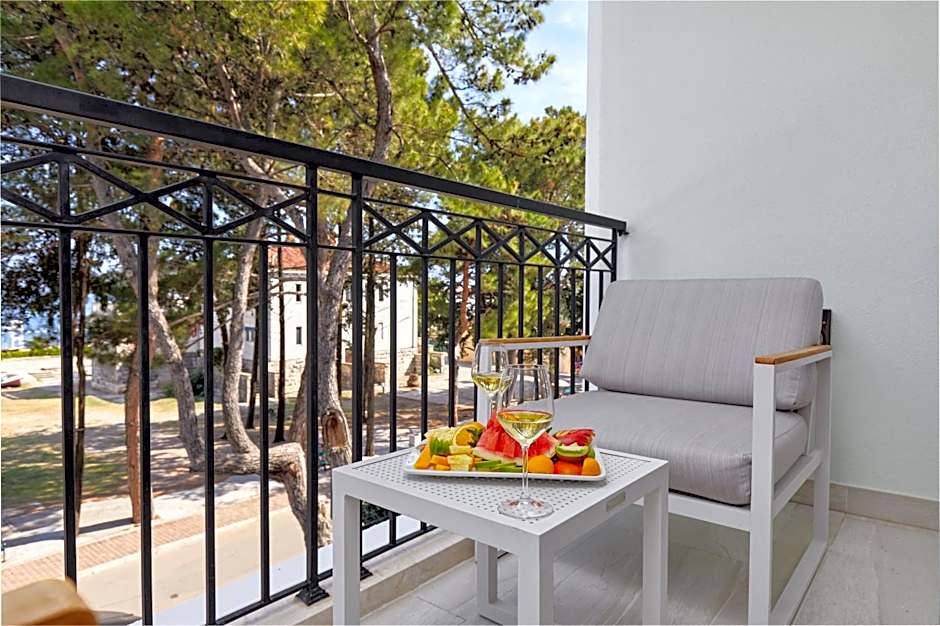 Crowne Plaza Budva by IHG