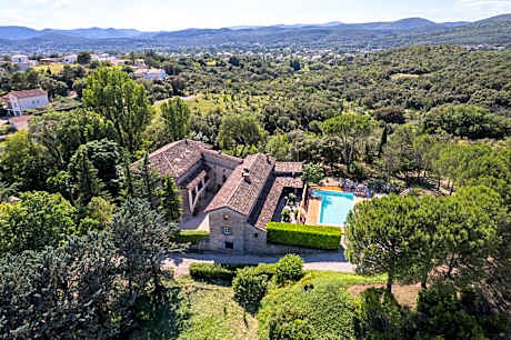 Gîtes au pied des Cévennes - Domaine Les Terres Aoyama