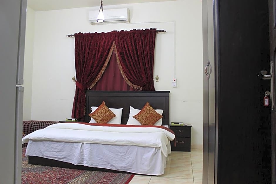 Al Eairy Furnished Apartments - Al Bahah 4