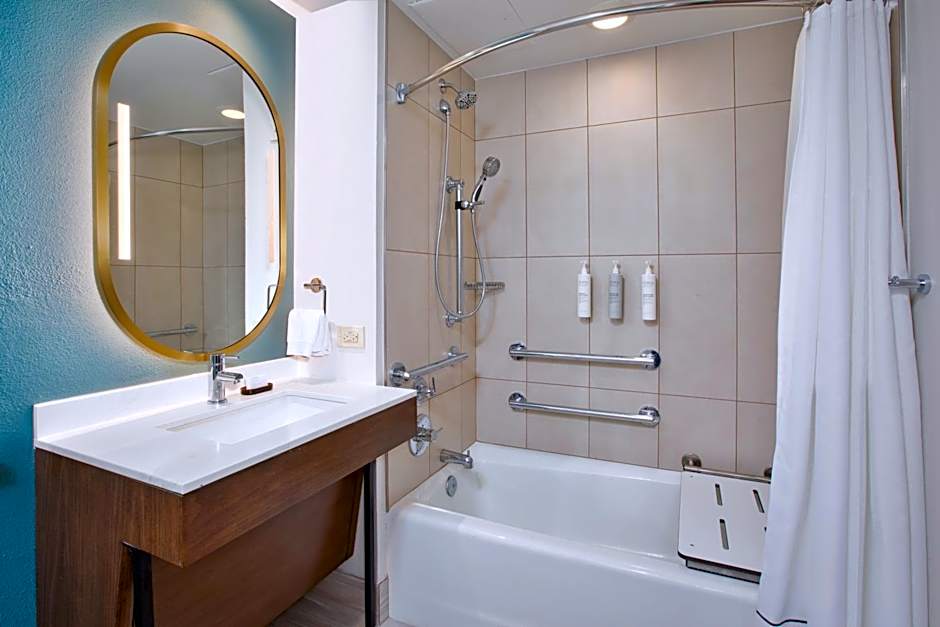 Embassy Suites by Hilton San Marcos Hotel Conference Center