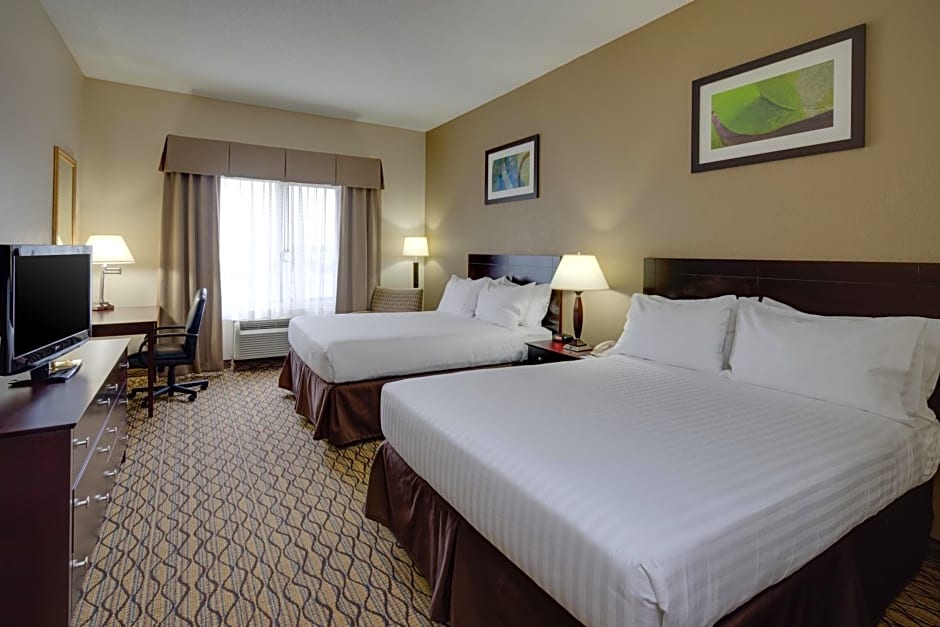 Holiday Inn Express Charles Town