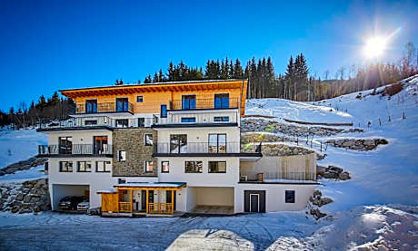 Wiesl Lodge Saalbach