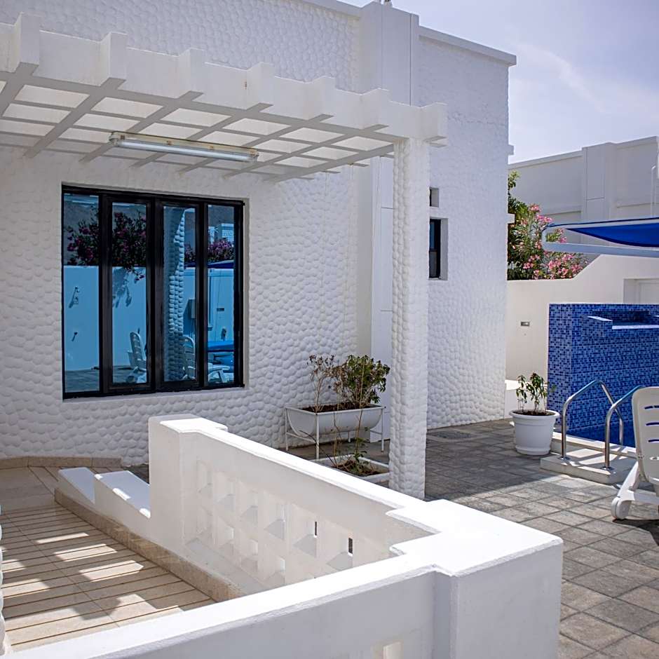 THE POOL VILLA - TANUF