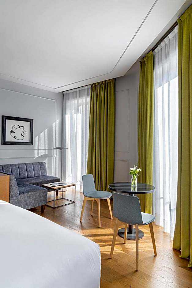 TOTEM Madrid, a Small Luxury Hotel of the World