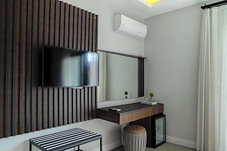 Two Connecting Double Rooms