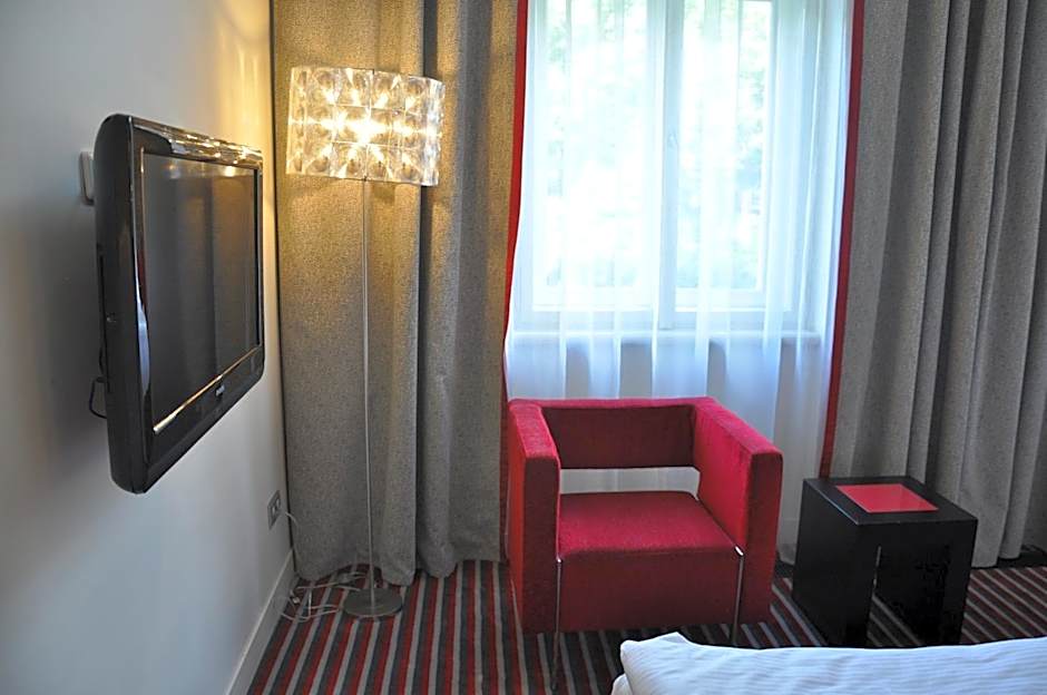 Red & Blue Design Hotel Prague