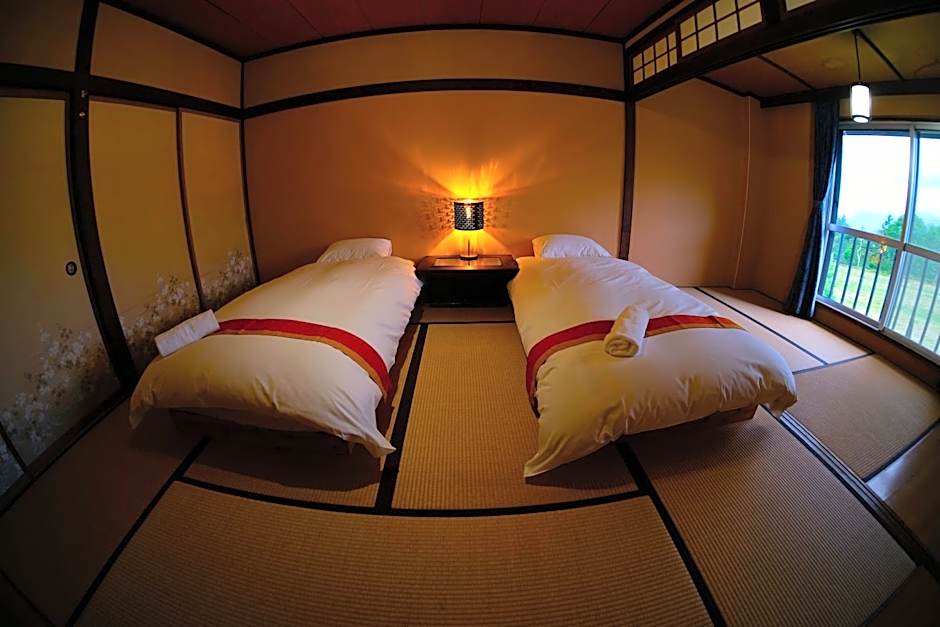 HA-MON Slope Side Hotel and Private Chalet