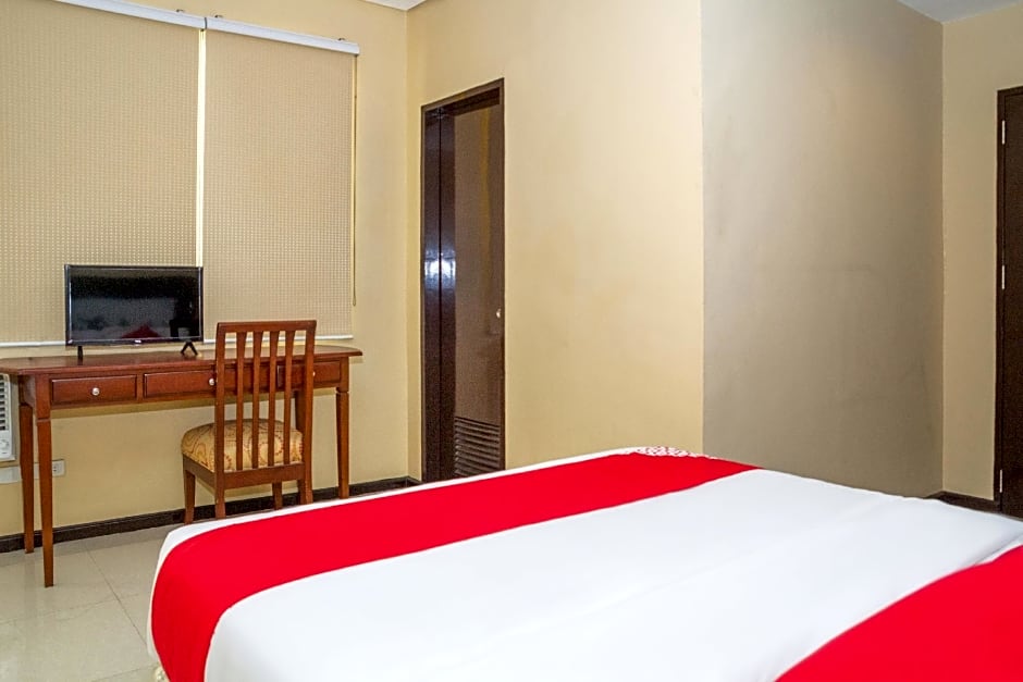 OYO 133 Jazzy James Country Hotel II