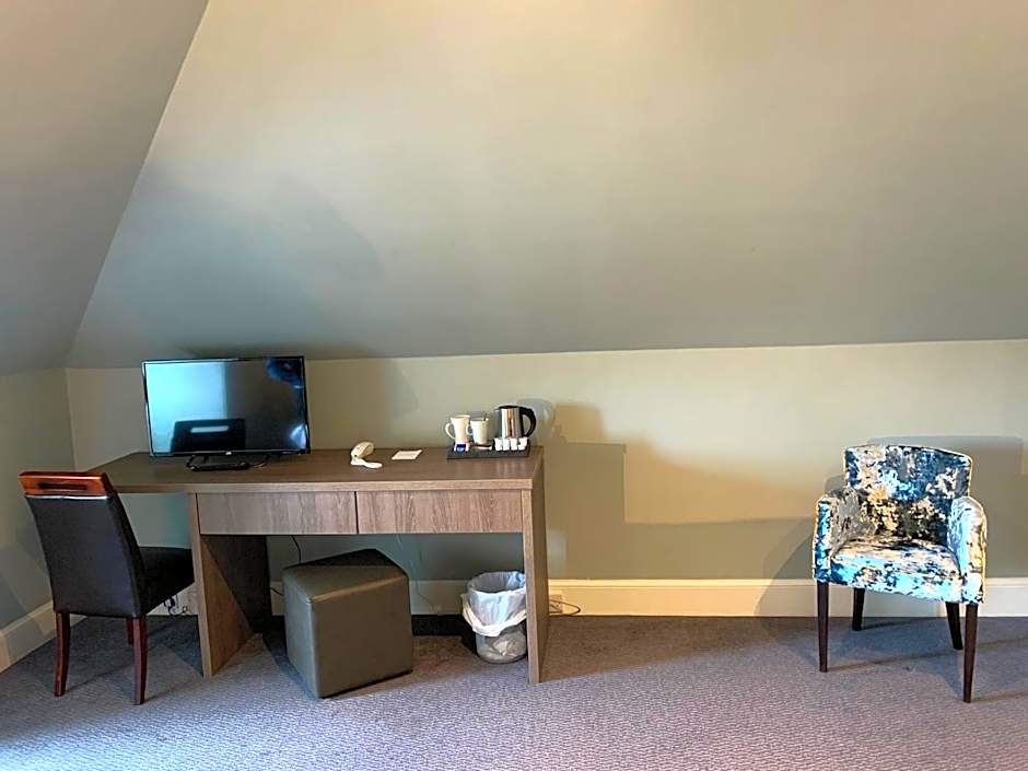 The Royal Hotel Elgin