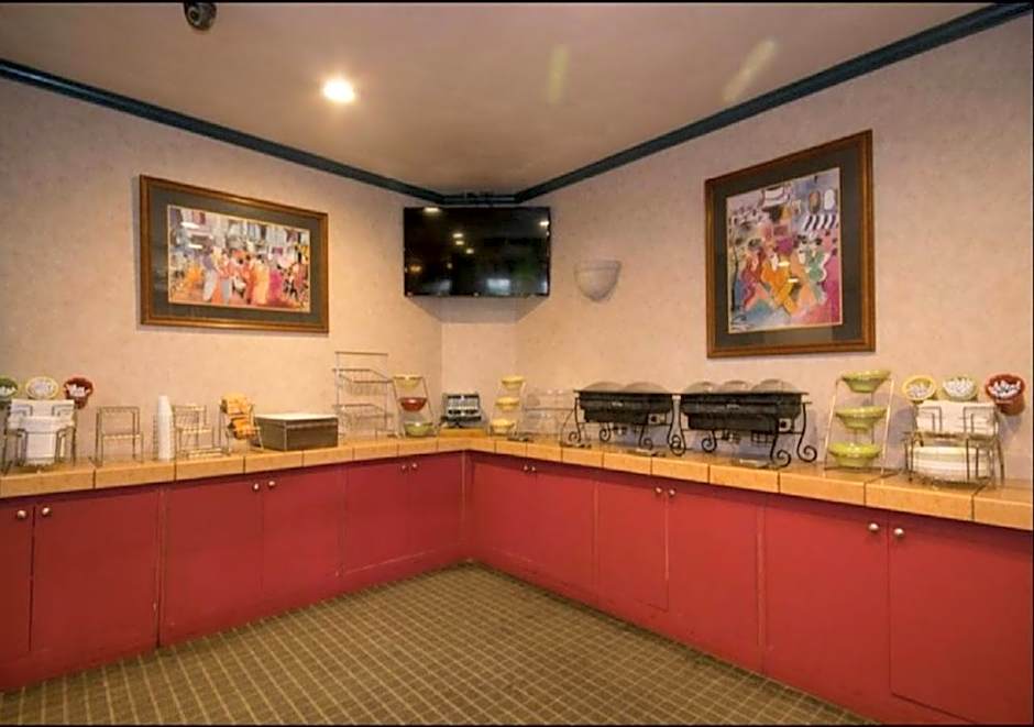 Oakland Airport Executive Hotel