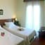 Venardos Hotel