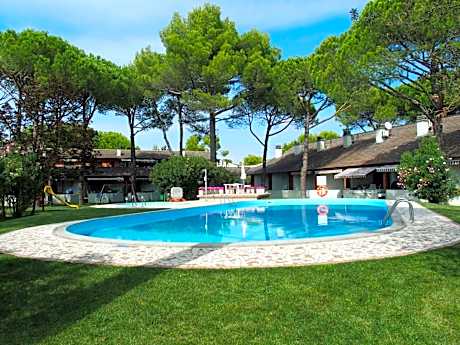 Relax and fun by the pool