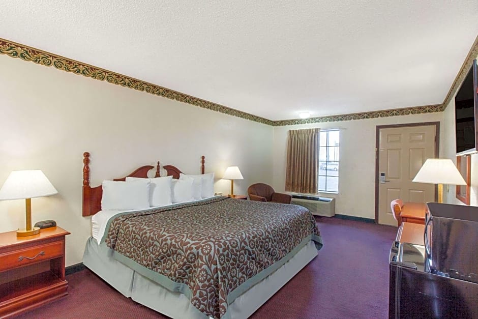 Days Inn by Wyndham Erick