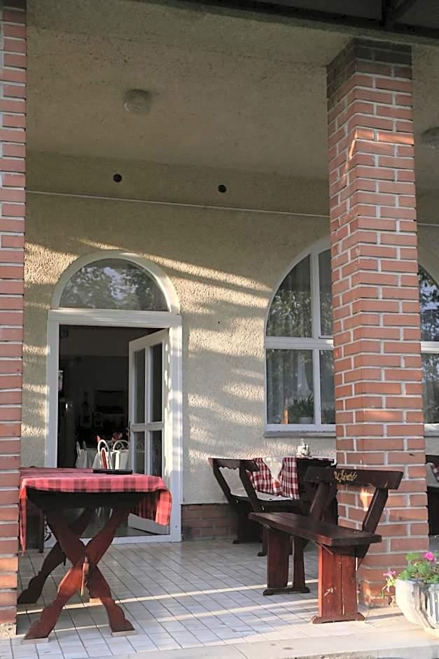 Alabástrom Panzió és Étterem