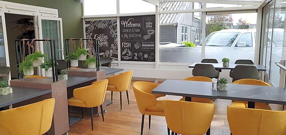 Giethoorn Old Art Hotel