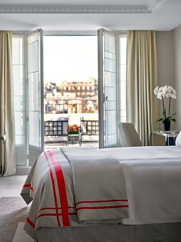 Hotel Plaza Athenee - Dorchester Collection
