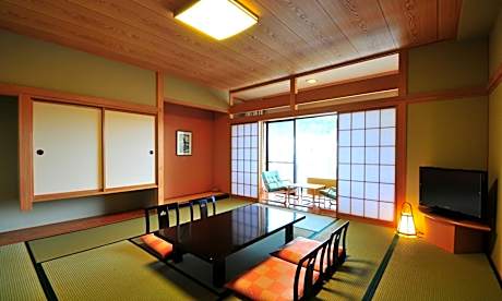 Japanese-Style Room