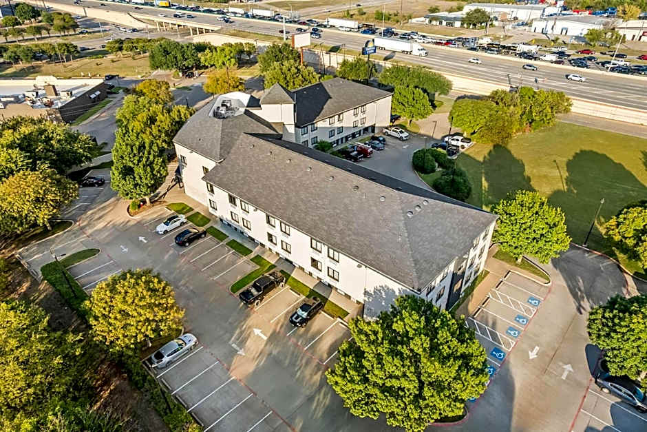 Photo 1 of 50 of Days Inn & Suites by Wyndham DeSoto