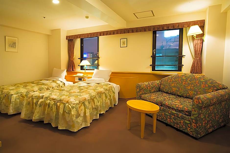 TOYOHOTEL