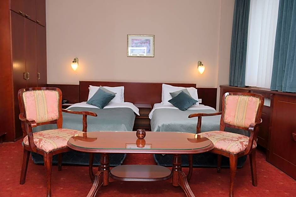 Palace Hotel