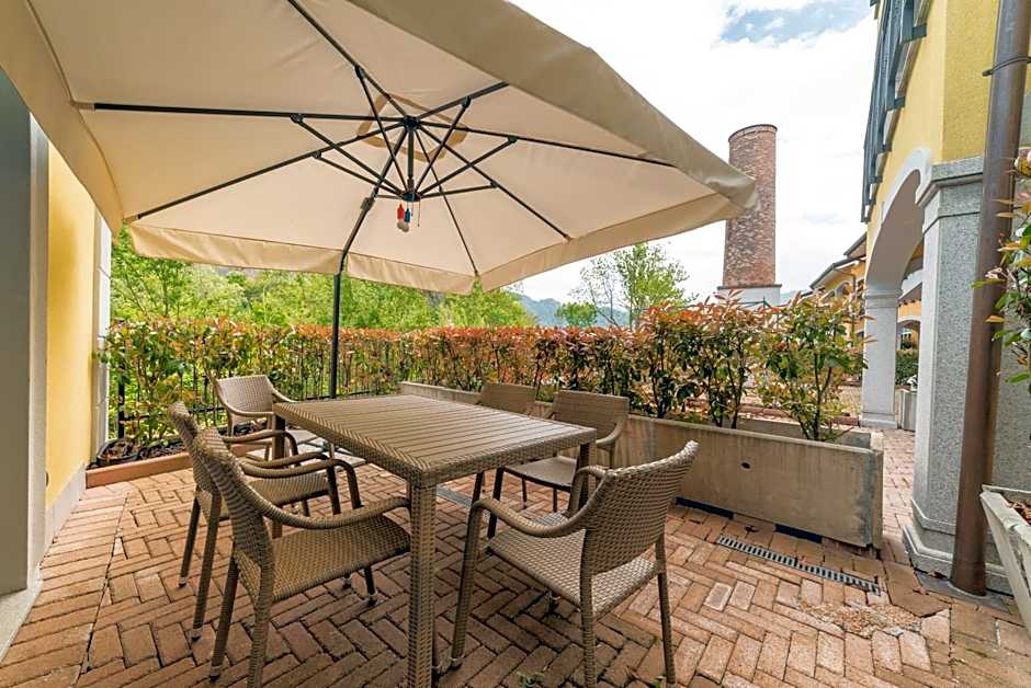 Yachting Residence - Private Dock, Lake Access & SPA