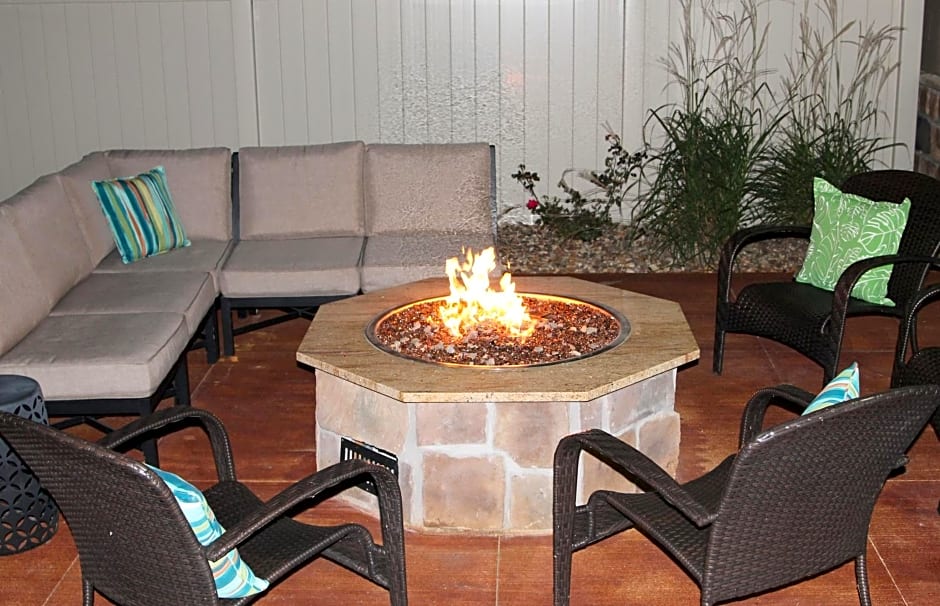 Cobblestone Inn & Suites - Fort Madison