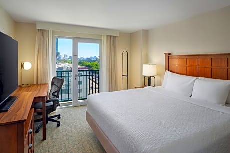 1 King Bed Studio Suite