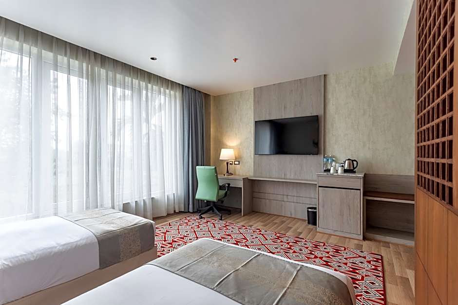 Photo 1 of 9 of Junior 2 Beds Suite