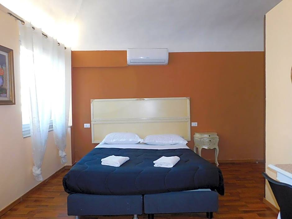 PICCOLO HOTEL Nel Centro Storico di Firenze