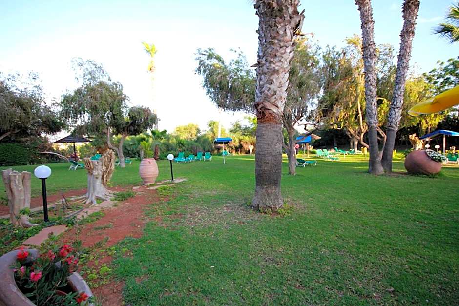 Papouis Protaras Hotel