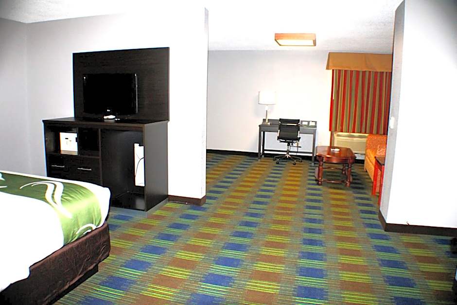 Quality Inn & Suites Bedford West