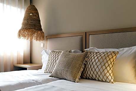 Twin Room with Private Bathroom