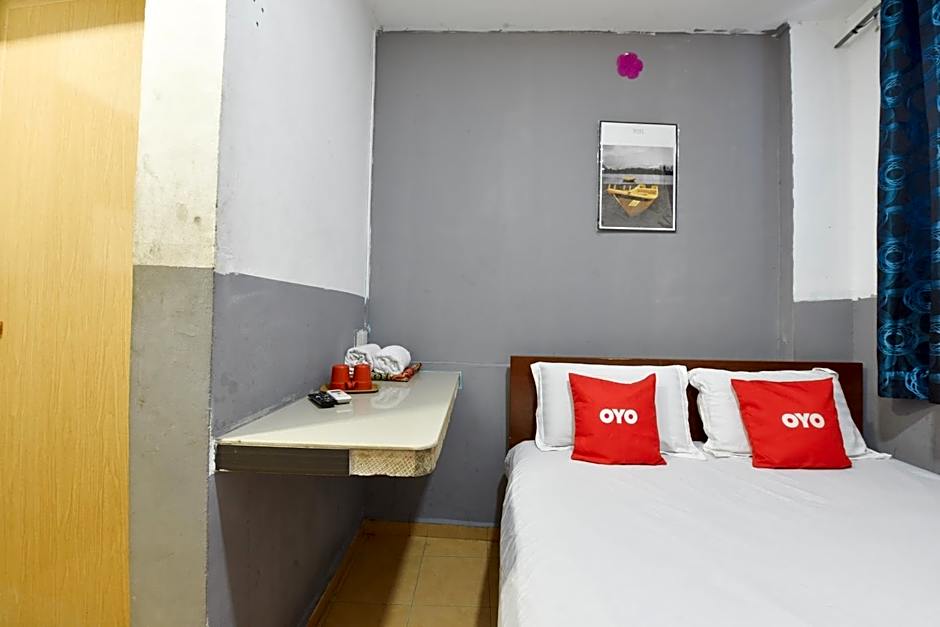 Hotel O Indah