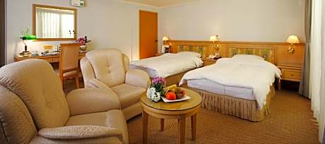 Deluxe Twin Room