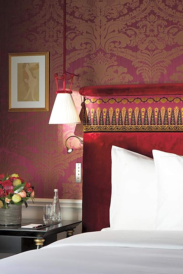 La Réserve Paris Hotel & Spa