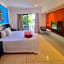 Hotel Holly