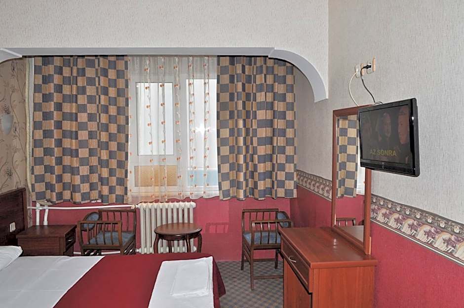 Saray Hotel