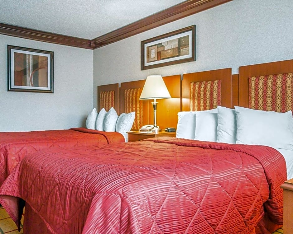 Quality Inn & Conference Center Brattleboro North