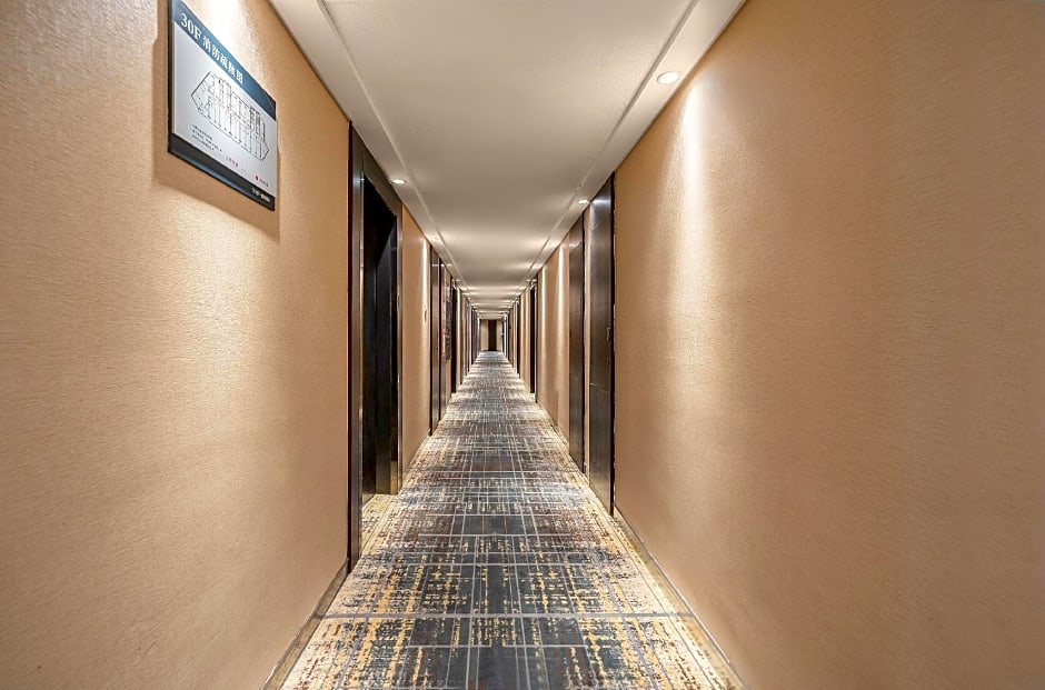 Housing International Hotel Qingdao