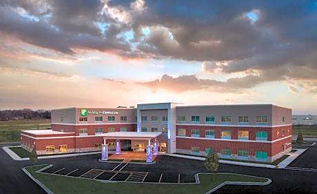 Holiday Inn Express and Suites Lockport By IHG