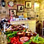 Macaron Mansion, Ayvalik