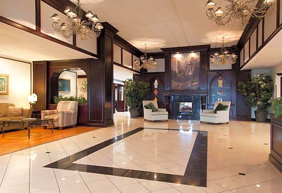 Park Pointe Hotel