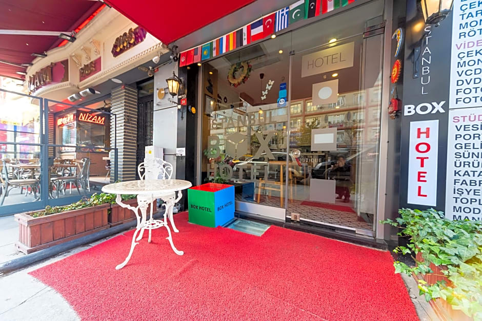 Istanbul Box Hotel