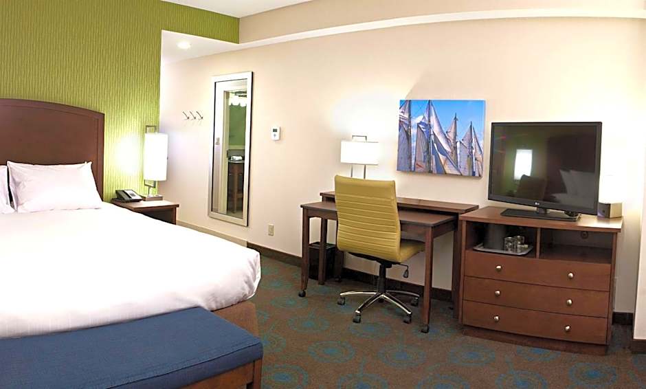 Hampton Halifax Downtown