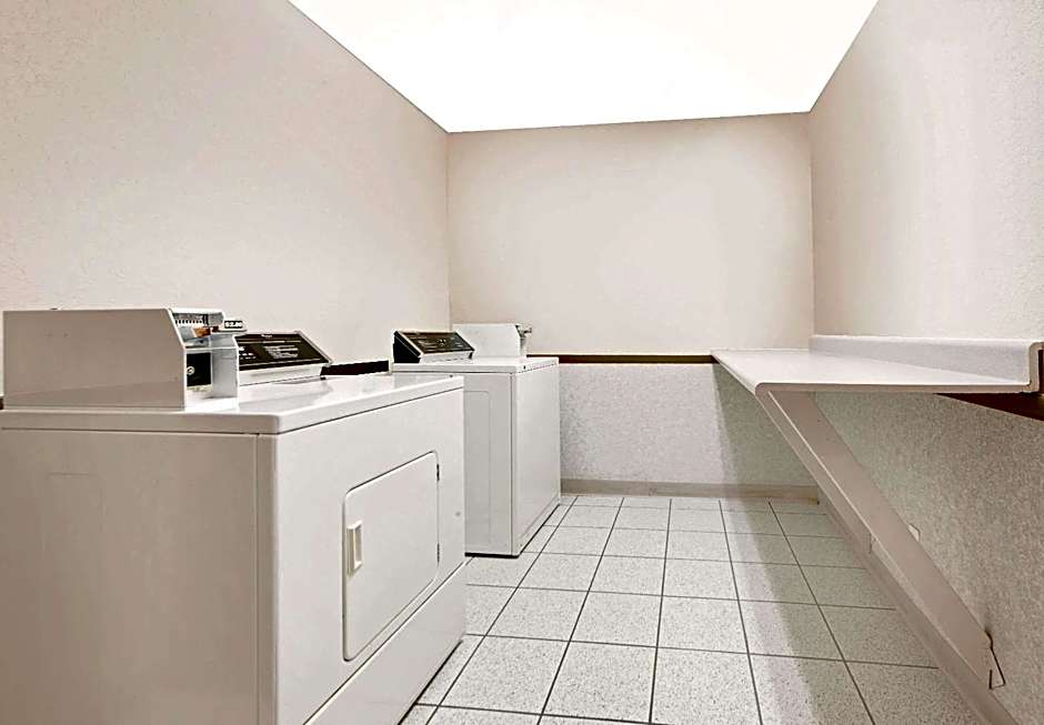 Microtel Inn & Suites By Wyndham Joplin